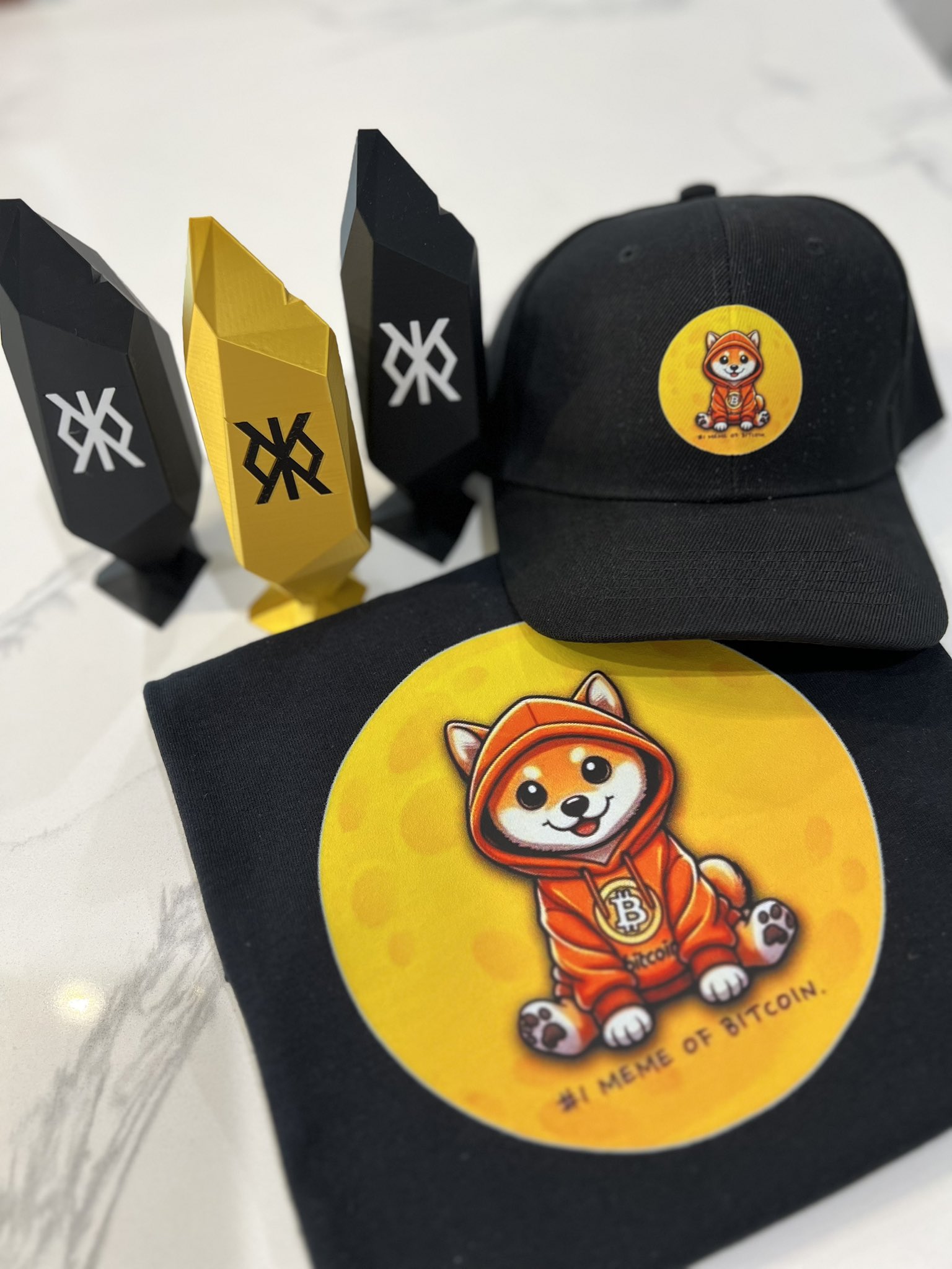 From Rune relics to wearable flex—$DOG merch isn’t for fans, it’s for founders of the meme future. #1 Meme of Bitcoin isn’t just a title, it’s a stitched-in fact. Chain-built. Culture-worn. Crown-secured.